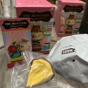 The monster patisserie’s mango pie 🥧